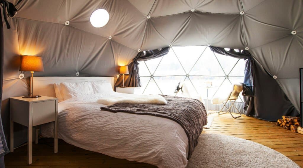 Dome Glamping